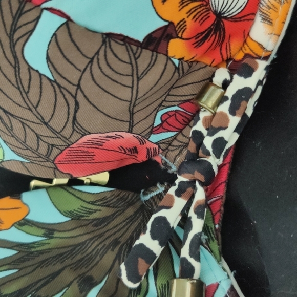 Blue floral bikini top - Picture 6 of 8